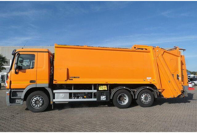 Mercedes-Benz 2532 L Actros 6x2,Schörling, Terberg, Lenk-Lift - Szemetesautó: 2 kép. Mercedes-Benz 2532 L Actros 6x2,Schörling, Terberg, Lenk-Lift - Szemetesautó: 2 kép.
