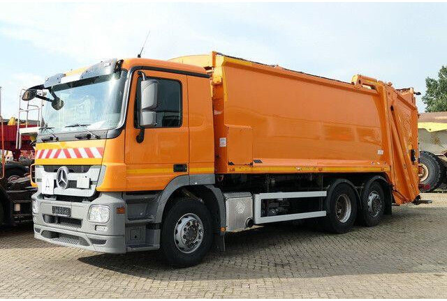 Mercedes-Benz 2532 L Actros 6x2,Schörling, Terberg, Lenk-Lift - Szemetesautó: 2 kép. Mercedes-Benz 2532 L Actros 6x2,Schörling, Terberg, Lenk-Lift - Szemetesautó: 2 kép.
