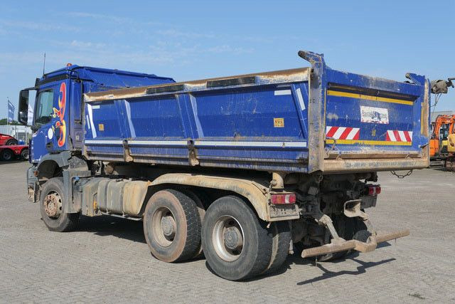 Mercedes-Benz 2643 K Arocs/6x4/Meiller/Plane/AHK/Klima - Billenőplatós teherautó: 5 kép. Mercedes-Benz 2643 K Arocs/6x4/Meiller/Plane/AHK/Klima - Billenőplatós teherautó: 5 kép.