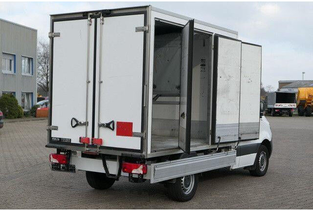 Mercedes-Benz 314 CDI Sprinter 4x2, Kiesling, Carrier, Klima - Hűtős kisteherautó: 4 kép. Mercedes-Benz 314 CDI Sprinter 4x2, Kiesling, Carrier, Klima - Hűtős kisteherautó: 4 kép.