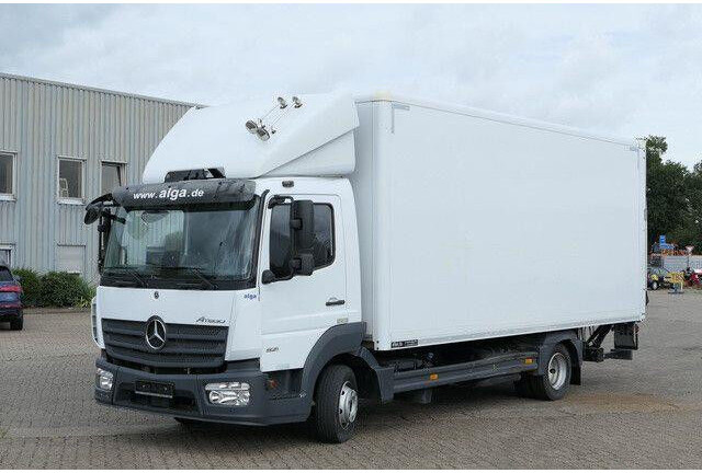 Mercedes-Benz 821 L Atego 4x2, 6.100mm lang, LBW, Klima, Luft - Dobozos felépítményű teherautó: 4 kép. Mercedes-Benz 821 L Atego 4x2, 6.100mm lang, LBW, Klima, Luft - Dobozos felépítményű teherautó: 4 kép.