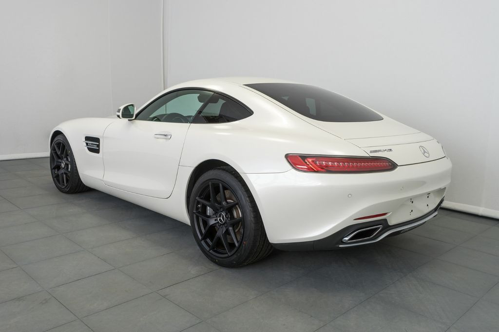 Mercedes-Benz AMG GT Coupe/erst 5 Tkm./neuwertig/Reifen neu! - Autó: 2 kép. Mercedes-Benz AMG GT Coupe/erst 5 Tkm./neuwertig/Reifen neu! - Autó: 2 kép.