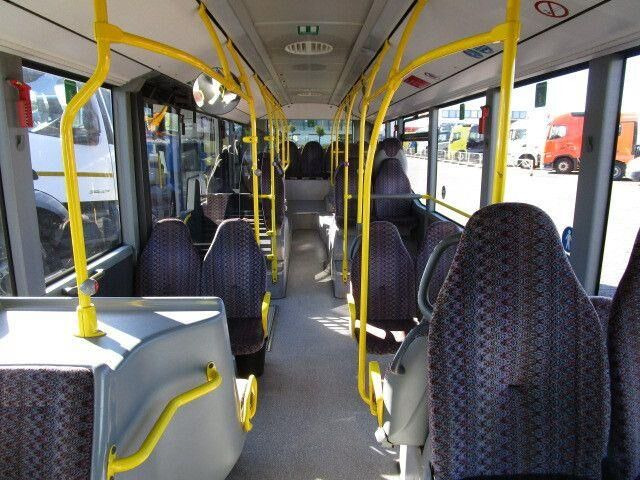 Mercedes-Benz O 530 K Citaro, Klima, 1. Hand, 30 Sitze, 2 Stk. - Helyközi busz: 3 kép. Mercedes-Benz O 530 K Citaro, Klima, 1. Hand, 30 Sitze, 2 Stk. - Helyközi busz: 3 kép.