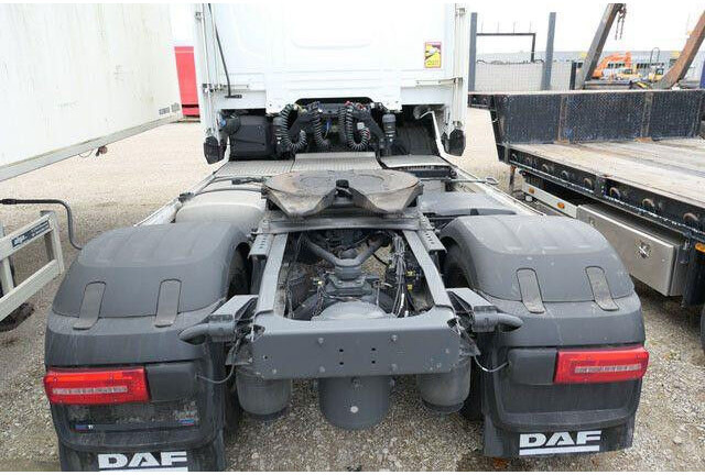 DAF XG+ 480 FT 4x2, Retarder, AC , Alu-Felgen, Navi - Nyergesvontató: 5 kép. DAF XG+ 480 FT 4x2, Retarder, AC , Alu-Felgen, Navi - Nyergesvontató: 5 kép.