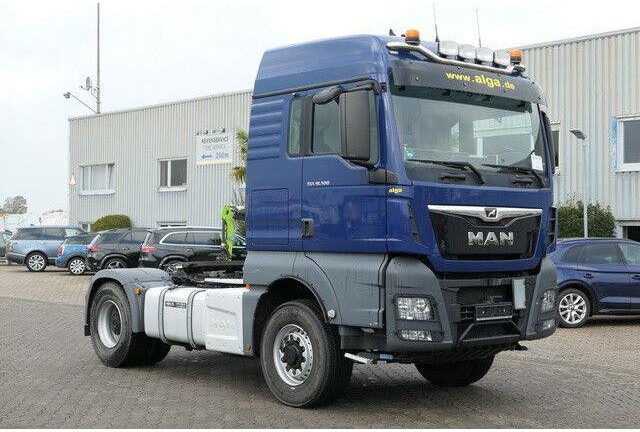 MAN 18.500 TGX BLS 4x4, XLX, HydroDrive, Hydr., AC - Nyergesvontató: 5 kép. MAN 18.500 TGX BLS 4x4, XLX, HydroDrive, Hydr., AC - Nyergesvontató: 5 kép.