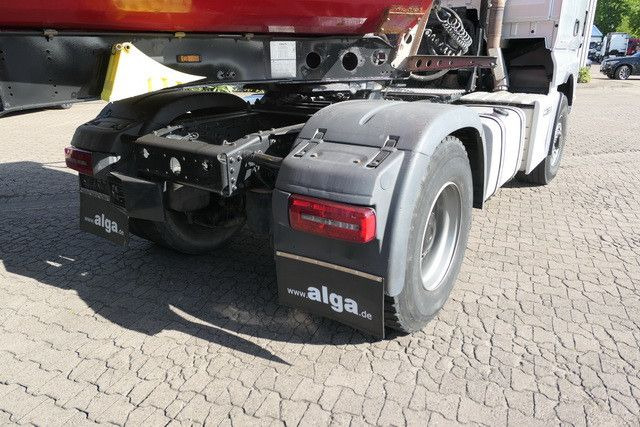 MAN 18.510 TGX 4x4, Hydro-Drive, Hydr., Klima, Navi - Nyergesvontató: 3 kép. MAN 18.510 TGX 4x4, Hydro-Drive, Hydr., Klima, Navi - Nyergesvontató: 3 kép.