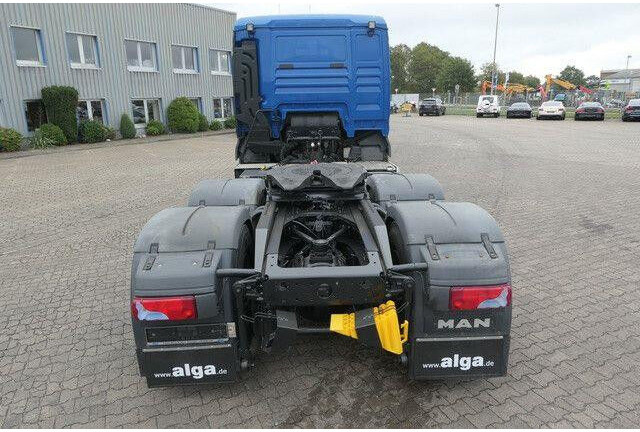 MAN 26.580 TGX BLS 6x4, Intarder, Navi, Klima, Luft. - Nyergesvontató: 4 kép. MAN 26.580 TGX BLS 6x4, Intarder, Navi, Klima, Luft. - Nyergesvontató: 4 kép.