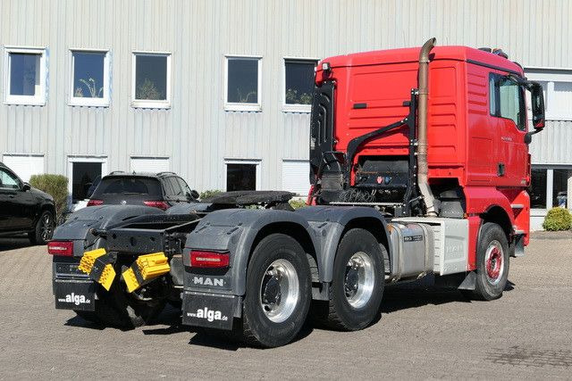 MAN 33.560 TGX BLS 6x4, Hydr., Intarder, Alu-Felgen - Nyergesvontató: 3 kép. MAN 33.560 TGX BLS 6x4, Hydr., Intarder, Alu-Felgen - Nyergesvontató: 3 kép.