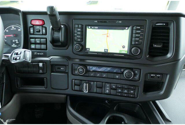 Nyergesvontató Scania R 410 A4x2NA, Retarder, Hydr., Alu-Felgen, Klima: 13 kép. Nyergesvontató Scania R 410 A4x2NA, Retarder, Hydr., Alu-Felgen, Klima: 13 kép.