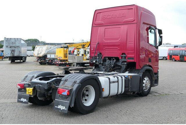 Scania R 410 A4x2NA, Retarder, Hydr., Alu-Felgen, Klima - Nyergesvontató: 5 kép. Scania R 410 A4x2NA, Retarder, Hydr., Alu-Felgen, Klima - Nyergesvontató: 5 kép.