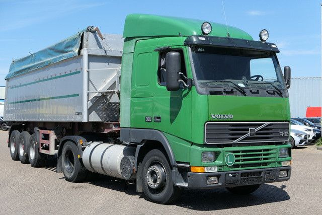 Volvo FH 380/Schalter/Klima/Hydraulik - Nyergesvontató: 2 kép. Volvo FH 380/Schalter/Klima/Hydraulik - Nyergesvontató: 2 kép.