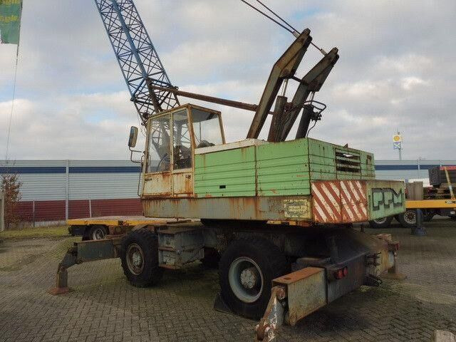 PPM 18.01, Mobilkran, Deutz 6 Zylinder, ca. 28m, - Toronydaru: 2 kép. PPM 18.01, Mobilkran, Deutz 6 Zylinder, ca. 28m, - Toronydaru: 2 kép.