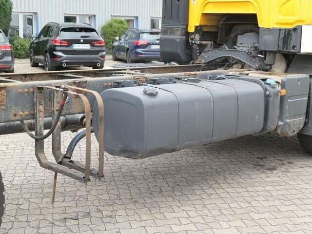Renault 460 Premium Lander 6x4, Retarder, 10Räder, Klima - Alvaz teherautó: 3 kép. Renault 460 Premium Lander 6x4, Retarder, 10Räder, Klima - Alvaz teherautó: 3 kép.