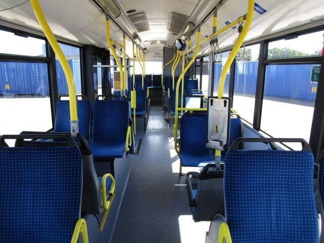 SOLARIS Urbino 12, Euro 5 EEV, A/C, 38Sitze,Rampe, TÜV - Helyközi busz: 3 kép. SOLARIS Urbino 12, Euro 5 EEV, A/C, 38Sitze,Rampe, TÜV - Helyközi busz: 3 kép.