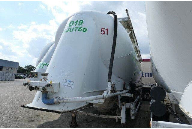 SPITZER SF 2743 PI, Zement, Alu-Felgen, 43m³, 1 Kammer - Tartályos félpótkocsi: 2 kép. SPITZER SF 2743 PI, Zement, Alu-Felgen, 43m³, 1 Kammer - Tartályos félpótkocsi: 2 kép.