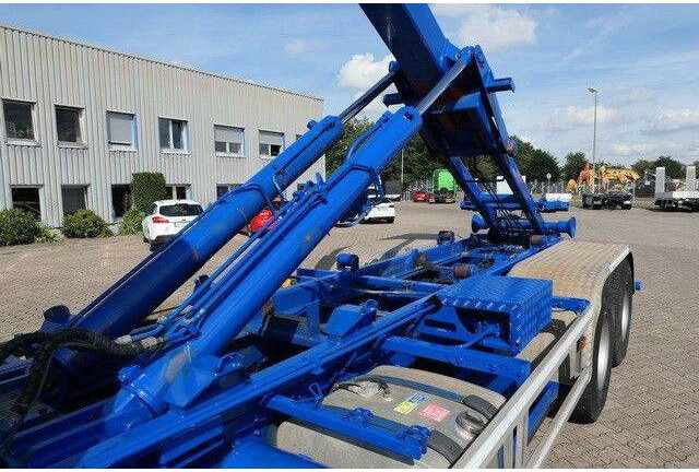 Scania G 440 / R 450, Hyvalift HVL 11094, Retarder, AC - Horgos rakodó teherautó: 2 kép. Scania G 440 / R 450, Hyvalift HVL 11094, Retarder, AC - Horgos rakodó teherautó: 2 kép.