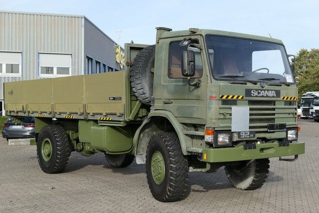 Scania P92HK 4x4, Allrad, Einzelbereifung, Klima, 40tkm - Platós teherautó: 4 kép. Scania P92HK 4x4, Allrad, Einzelbereifung, Klima, 40tkm - Platós teherautó: 4 kép.