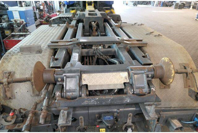 Scania R 500 8x4, Palfinger P24A, Knickarm, Retarder,AC - Horgos rakodó teherautó: 4 kép. Scania R 500 8x4, Palfinger P24A, Knickarm, Retarder,AC - Horgos rakodó teherautó: 4 kép.