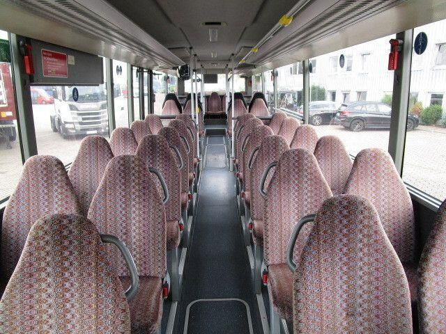 Setra S 415 UL, Klima, Schaltung, 1. Hand - Távolsági busz: 3 kép. Setra S 415 UL, Klima, Schaltung, 1. Hand - Távolsági busz: 3 kép.