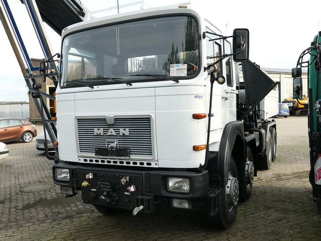 MAN 34.440 8x8, Allrad, Kran, 2x Seilwinde, 2x AHK - Teherautó, Darus autó: 5 kép. MAN 34.440 8x8, Allrad, Kran, 2x Seilwinde, 2x AHK - Teherautó, Darus autó: 5 kép.