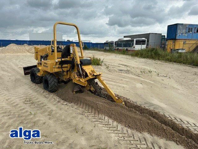 VERMEER RTX 450 4WD, Grabenfräse, Frästeife 1,5m, Allrad - Árokásó: 1 kép. VERMEER RTX 450 4WD, Grabenfräse, Frästeife 1,5m, Allrad - Árokásó: 1 kép.