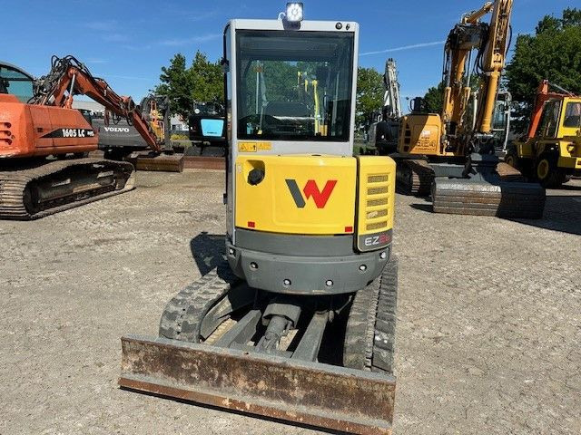 Wacker EZ 26, Hydr. S.W.S., 3x Löffel, Gummikette, TOP - Minikotró: 5 kép. Wacker EZ 26, Hydr. S.W.S., 3x Löffel, Gummikette, TOP - Minikotró: 5 kép.