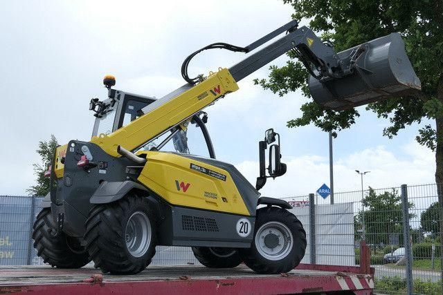 Wacker Neuson TH 412 4x4/nur 150 Std./wie NEU! - Gumikerekes homlokrakodó: 3 kép. Wacker Neuson TH 412 4x4/nur 150 Std./wie NEU! - Gumikerekes homlokrakodó: 3 kép.