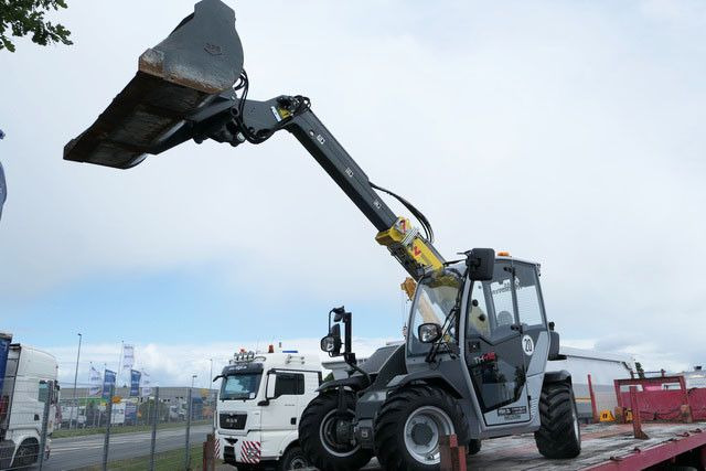 Wacker Neuson TH 412 4x4/nur 150 Std./wie NEU! - Gumikerekes homlokrakodó: 5 kép. Wacker Neuson TH 412 4x4/nur 150 Std./wie NEU! - Gumikerekes homlokrakodó: 5 kép.