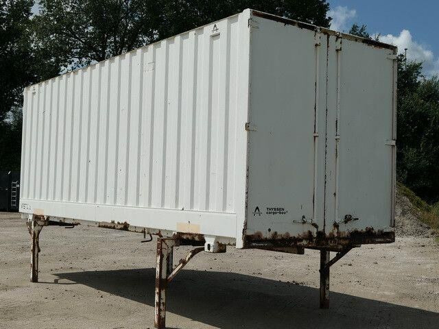 Wechselkoffer, BDF, Schlüssellochblech, Türen - Alvaz teherautó: 5 kép. Wechselkoffer, BDF, Schlüssellochblech, Türen - Alvaz teherautó: 5 kép.