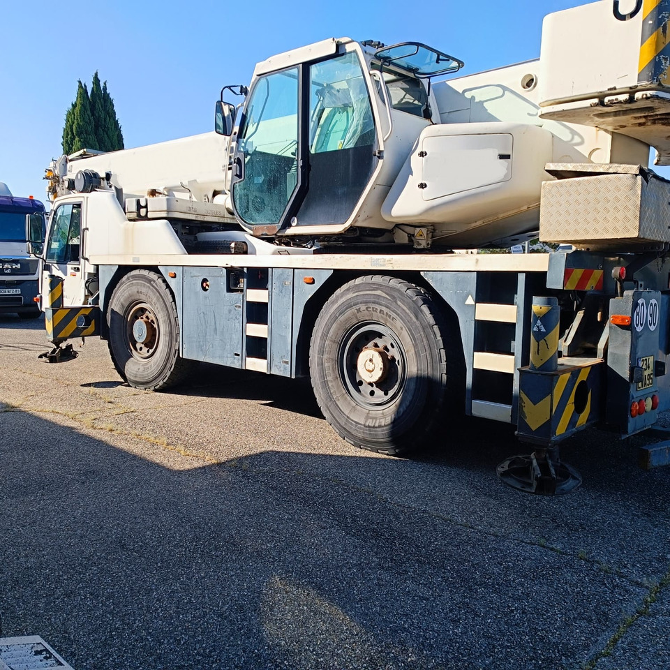 Demag AC 40 2L - Autódaru: 1 kép. Demag AC 40 2L - Autódaru: 1 kép.