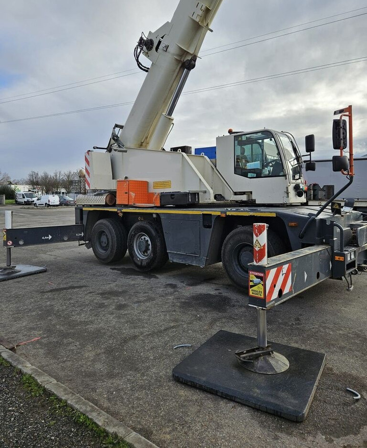 Demag AC 40 City - Autódaru: 1 kép. Demag AC 40 City - Autódaru: 1 kép.