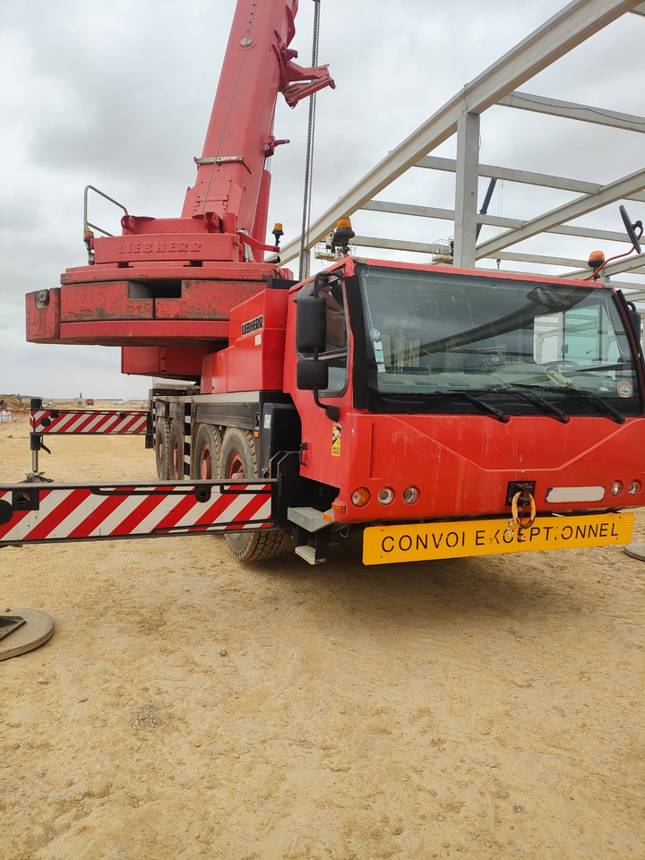 LIEBHERR LTM 1090 - Autódaru: 1 kép. LIEBHERR LTM 1090 - Autódaru: 1 kép.