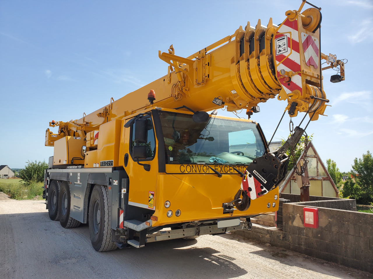 Liebherr LTM 1055 3.2 - Autódaru: 1 kép. Liebherr LTM 1055 3.2 - Autódaru: 1 kép.