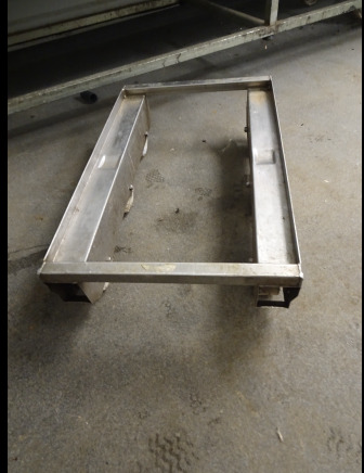 3 chariots plateau - Élelmiszer-feldolgozó gép: 2 kép. 3 chariots plateau - Élelmiszer-feldolgozó gép: 2 kép.