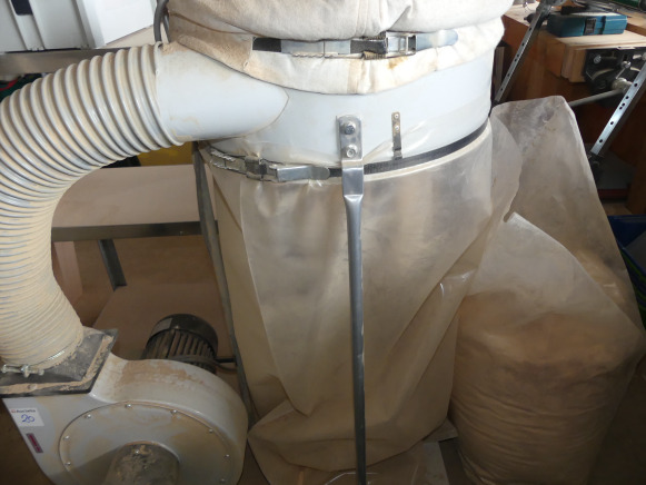 Aspiration 1 sac sur châssis marque et modèle inconnu - HVAC berendezés: 3 kép. Aspiration 1 sac sur châssis marque et modèle inconnu - HVAC berendezés: 3 kép.