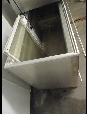 Bac - congélateur, marque LIEBHERR
type : GTE 5502 - Index 20A / 312
capacité : 564 litres
numéro : 79,838,556,3
en ino- congélateur, marque LIEBHERR
type : GTE 5502 - Index 20A / 312
capacité : 564 l - Élelmiszer-feldolgozó gép: 4 kép. Bac - congélateur, marque LIEBHERR
type : GTE 5502 - Index 20A / 312
capacité : 564 litres
numéro : 79,838,556,3
en ino- congélateur, marque LIEBHERR
type : GTE 5502 - Index 20A / 312
capacité : 564 l - Élelmiszer-feldolgozó gép: 4 kép.