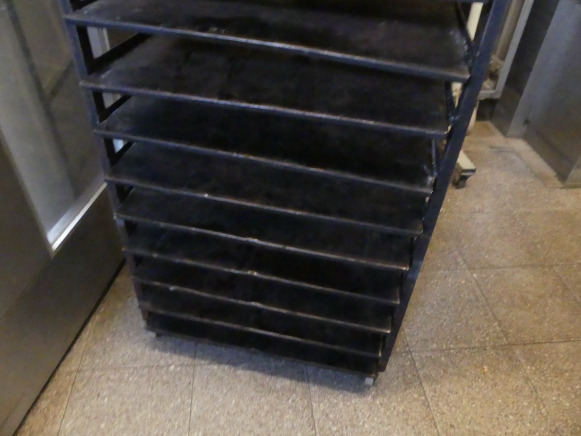 Chariot de four avec platine 60x45 cm - Sütőipari gép: 5 kép. Chariot de four avec platine 60x45 cm - Sütőipari gép: 5 kép.