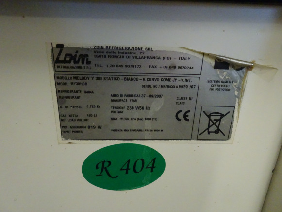 Comptoir frigo, marque ZOIN
modèle : Melody Y 300 Statico - bbianco
numéro : 5629/07
année : 2007
Toir frigo, marque ZOIN
modèle : Melody Y 300 Statico - bbianco
numéro : 5629/07
anné frigo, marque ZO - Élelmiszer-feldolgozó gép: 1 kép. Comptoir frigo, marque ZOIN
modèle : Melody Y 300 Statico - bbianco
numéro : 5629/07
année : 2007
Toir frigo, marque ZOIN
modèle : Melody Y 300 Statico - bbianco
numéro : 5629/07
anné frigo, marque ZO - Élelmiszer-feldolgozó gép: 1 kép.