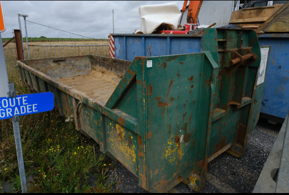 Container ouvert de 12m3 - Multiliftes konténer: 1 kép. Container ouvert de 12m3 - Multiliftes konténer: 1 kép.