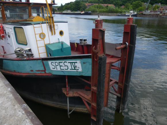 Bateau pousseur 'SPES IV - Egyéb gépek: 4 kép. Bateau pousseur 'SPES IV - Egyéb gépek: 4 kép.