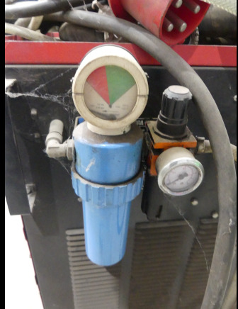 Machine de découpe plasma Cebora Plasma Prof 152 arc control - Fémmegmunkáló gép: 5 kép. Machine de découpe plasma Cebora Plasma Prof 152 arc control - Fémmegmunkáló gép: 5 kép.
