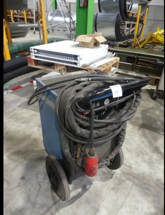 Machine de découpe plasma Commerce soudure Cyplasma 251 - Hegesztőberendezés: 1 kép. Machine de découpe plasma Commerce soudure Cyplasma 251 - Hegesztőberendezés: 1 kép.