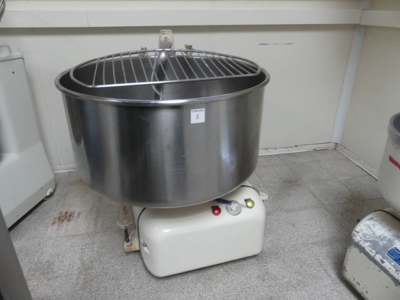 Pétrin à bras Kemper - Sütőipari gép: 2 kép. Pétrin à bras Kemper - Sütőipari gép: 2 kép.