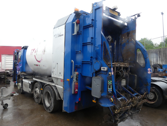 REF:05-BHS-7 - Camion poubelle DAF CF290FAG (2016-200.697 km) - Szemetesautó: 4 kép. REF:05-BHS-7 - Camion poubelle DAF CF290FAG (2016-200.697 km) - Szemetesautó: 4 kép.