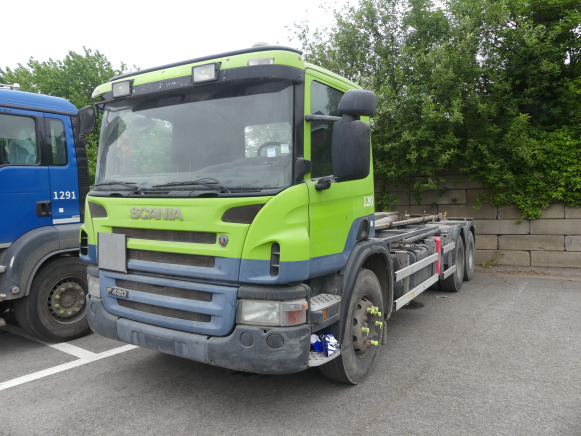 REF:1290 - Camion porte container Scania PRT (2005-529.990 km) - Cserefelépítményes teherautó: 1 kép. REF:1290 - Camion porte container Scania PRT (2005-529.990 km) - Cserefelépítményes teherautó: 1 kép.