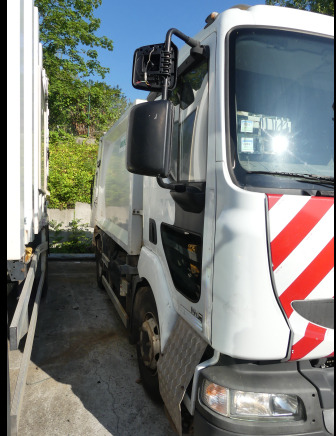 REF:1338 - Camion poubelle Renault Midlum 190DXI (2011-140.758 km) - Szemetesautó: 3 kép. REF:1338 - Camion poubelle Renault Midlum 190DXI (2011-140.758 km) - Szemetesautó: 3 kép.