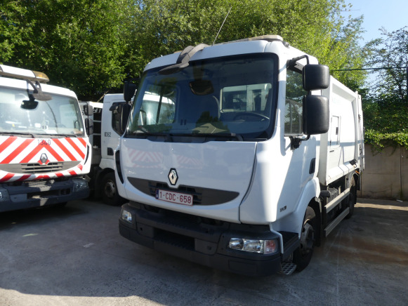 REF:1380 - Camion poubelle Renault Midlum 180DXI (2011-183.874 km) - Szemetesautó: 1 kép. REF:1380 - Camion poubelle Renault Midlum 180DXI (2011-183.874 km) - Szemetesautó: 1 kép.