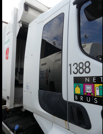 REF:1388 - Camion poubelle Renault Midlum 270DXI (2011-185.032 km) - Szemetesautó: 4 kép. REF:1388 - Camion poubelle Renault Midlum 270DXI (2011-185.032 km) - Szemetesautó: 4 kép.