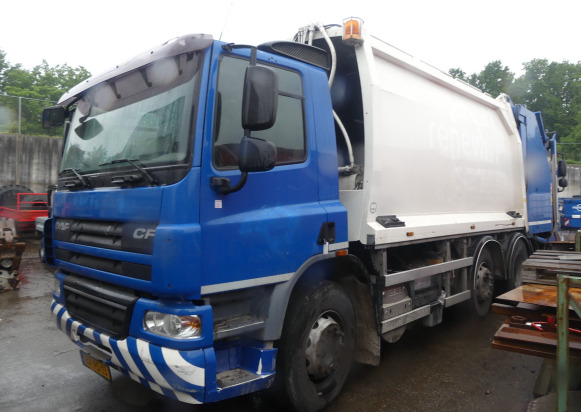 REF:BX-PS-13 - Camion poubelle DAF FAG CF 75 (2010-390.475 km) - Szemetesautó: 1 kép. REF:BX-PS-13 - Camion poubelle DAF FAG CF 75 (2010-390.475 km) - Szemetesautó: 1 kép.
