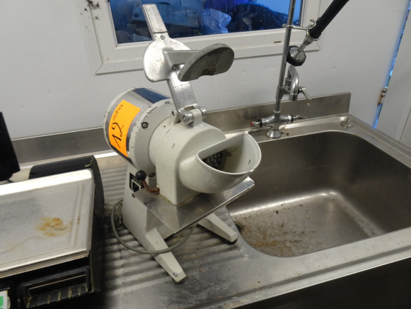 Râpe à fromage Santos - Élelmiszer-feldolgozó gép: 1 kép. Râpe à fromage Santos - Élelmiszer-feldolgozó gép: 1 kép.